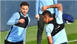 Man City: Walker và Jesus dương tính với Covid-19