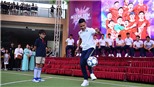 Quang Hải nhận lời thách đấu từ CĐV, Duy Mạnh được tổ chức sinh nhật sớm