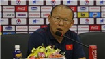 HLV Park Hang Seo: 'Tôi chịu trách nhiệm trong bàn thua của Tiến Dũng'