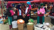 Chùm ảnh du lịch: Đến Hà Giang, đi chợ phiên Đồng Văn